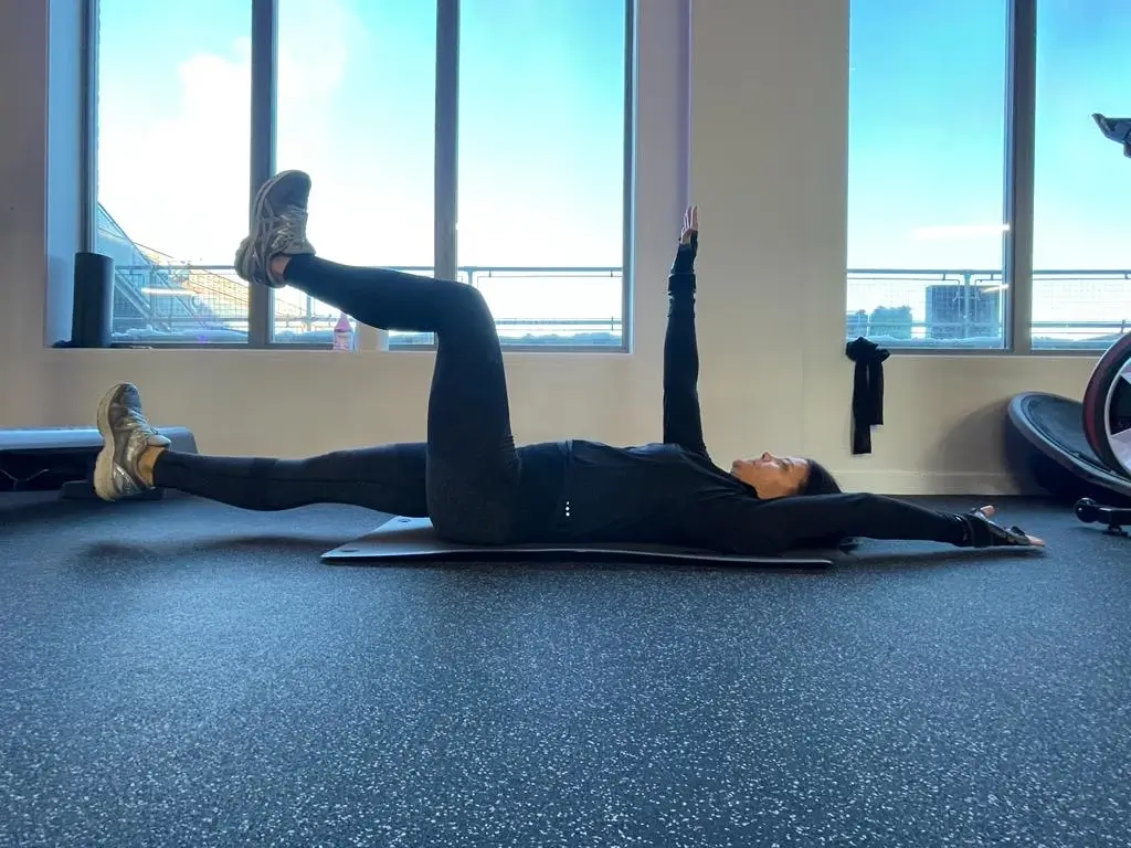 dead bug ab exercise