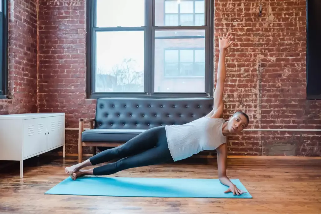 obliques and core side plank